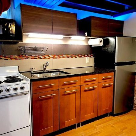 Live In This Iconic East Side Lower Level Unit Providence Eksteriør bilde