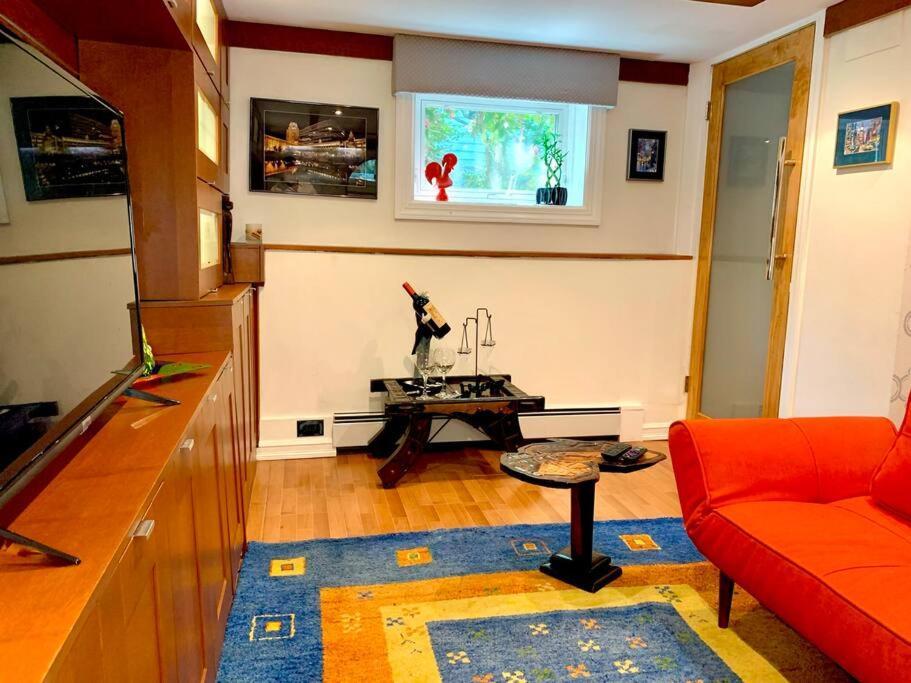 Live In This Iconic East Side Lower Level Unit Providence Eksteriør bilde